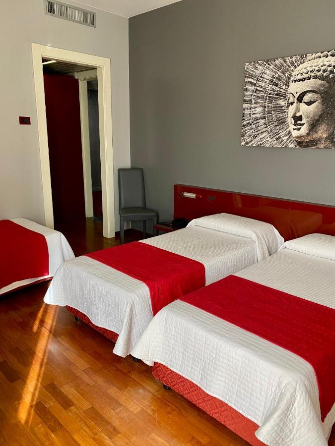 Hotel Master